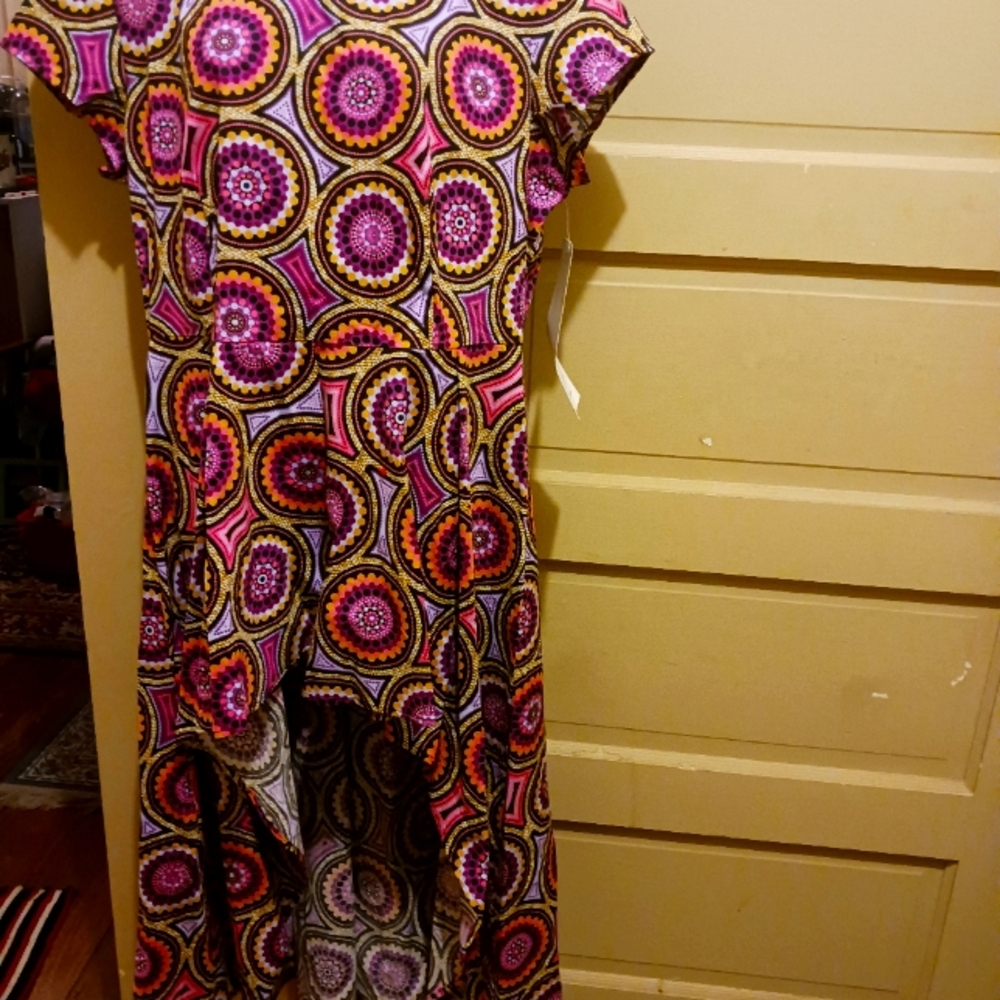 Ashro: Hi- Low Top - Picture 3 of 6